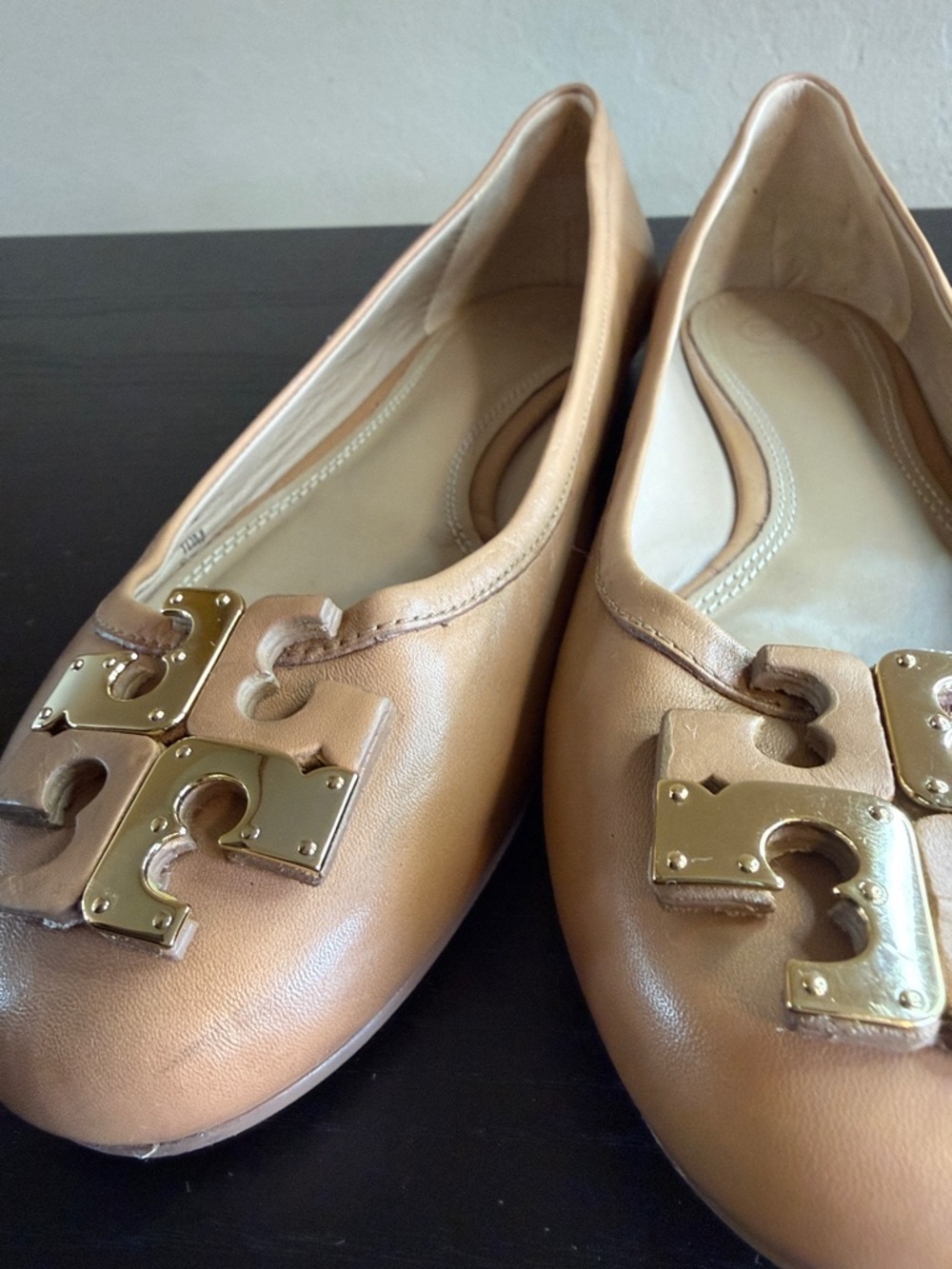 Tory Burch Women’s Lowell Logo Ballet Flat Royal Tan Leather size 10 - Picture 17 of 17